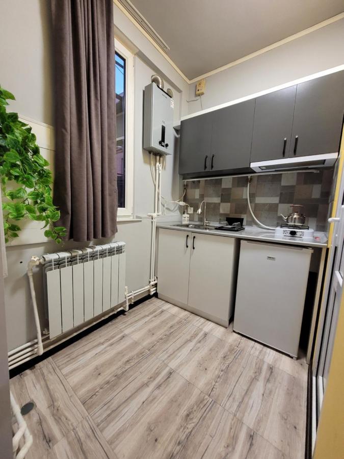 耶烈万 Мини Дом Целиком Около Мед Центра Астхик酒店 外观 照片